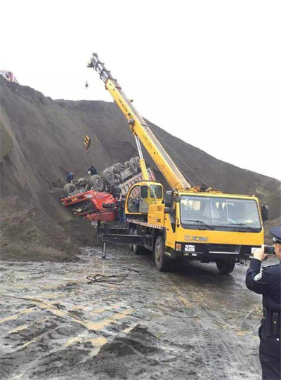 南乐上犹道路救援